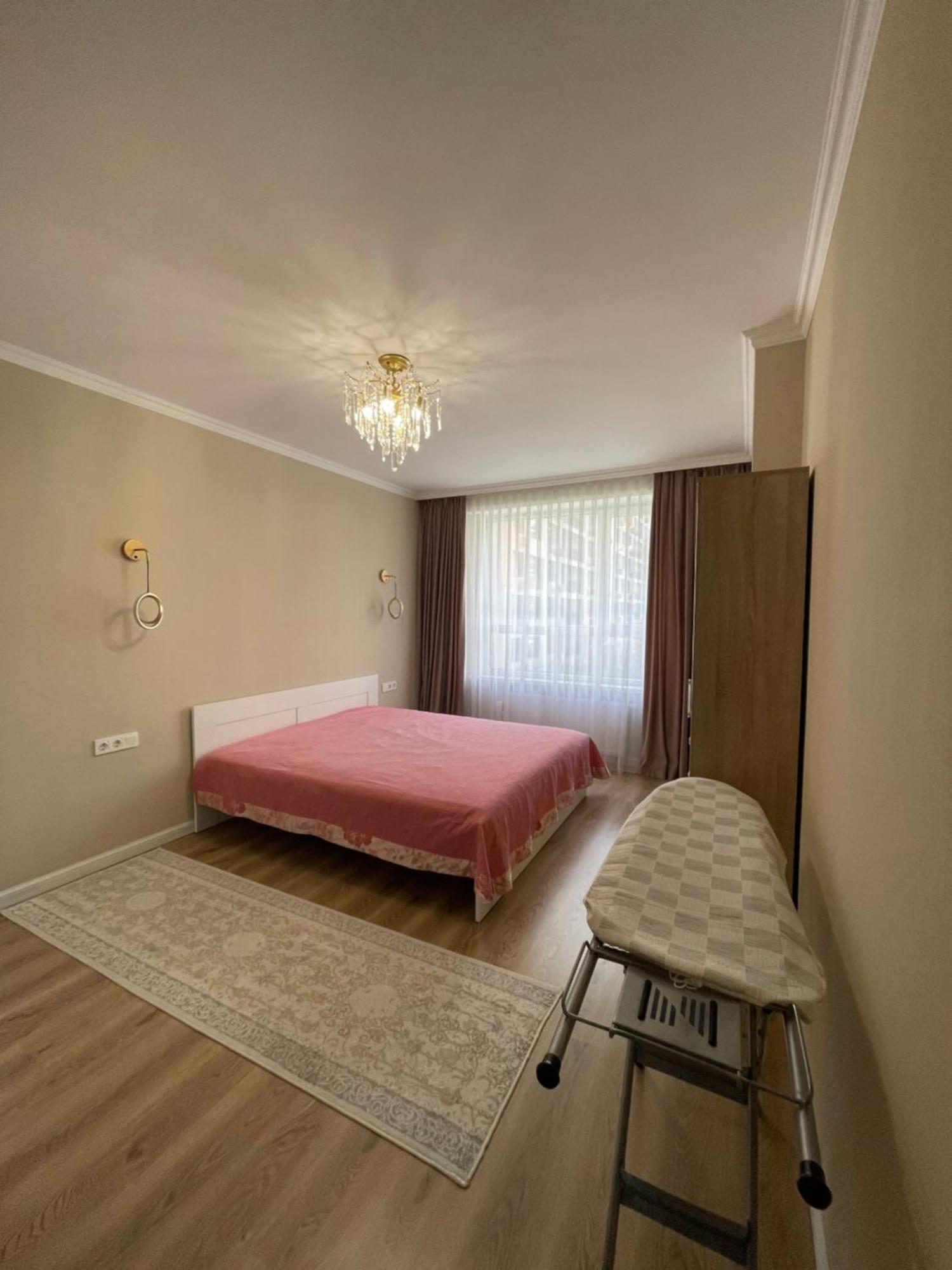 Apartment 3 Bedroom With 2 Restroom In The Ala Park Business Class Almaty