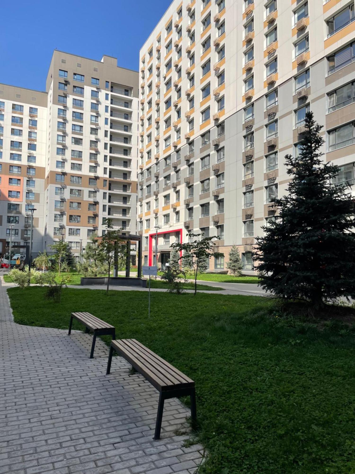 Apartment 3 Bedroom With 2 Restroom In The Ala Park Business Class