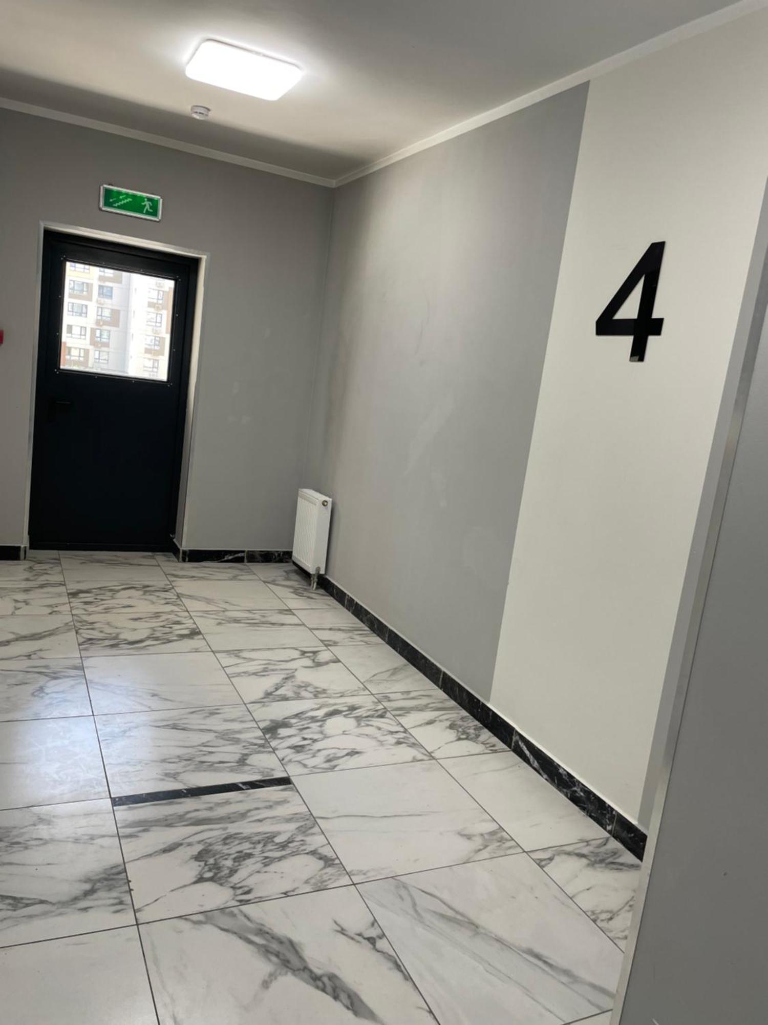 Apartment 3 Bedroom With 2 Restroom In The Ala Park Business Class