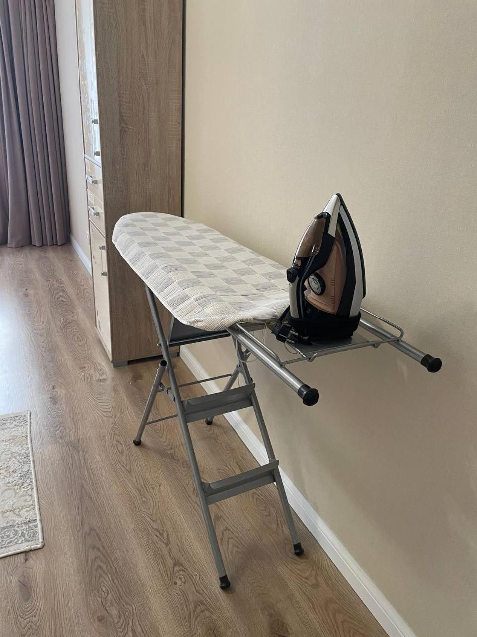 3 Bedroom With 2 Restroom In The Ala Park Business Class *