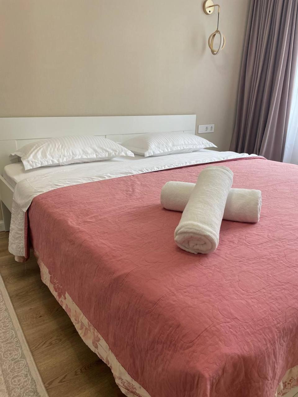 Apartment 3 Bedroom With 2 Restroom In The Ala Park Business Class